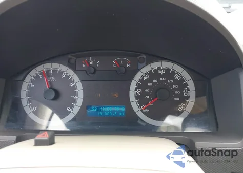 2008 Ford Escape Xlt z USA, uszkodzony, nr VIN 1FMCU03128KA31025